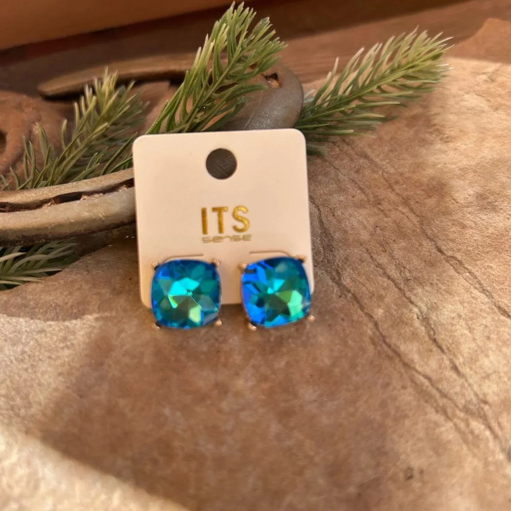 Blue and Gold Cushion-Cut Gemstone Earrings - Picture 4 of 8